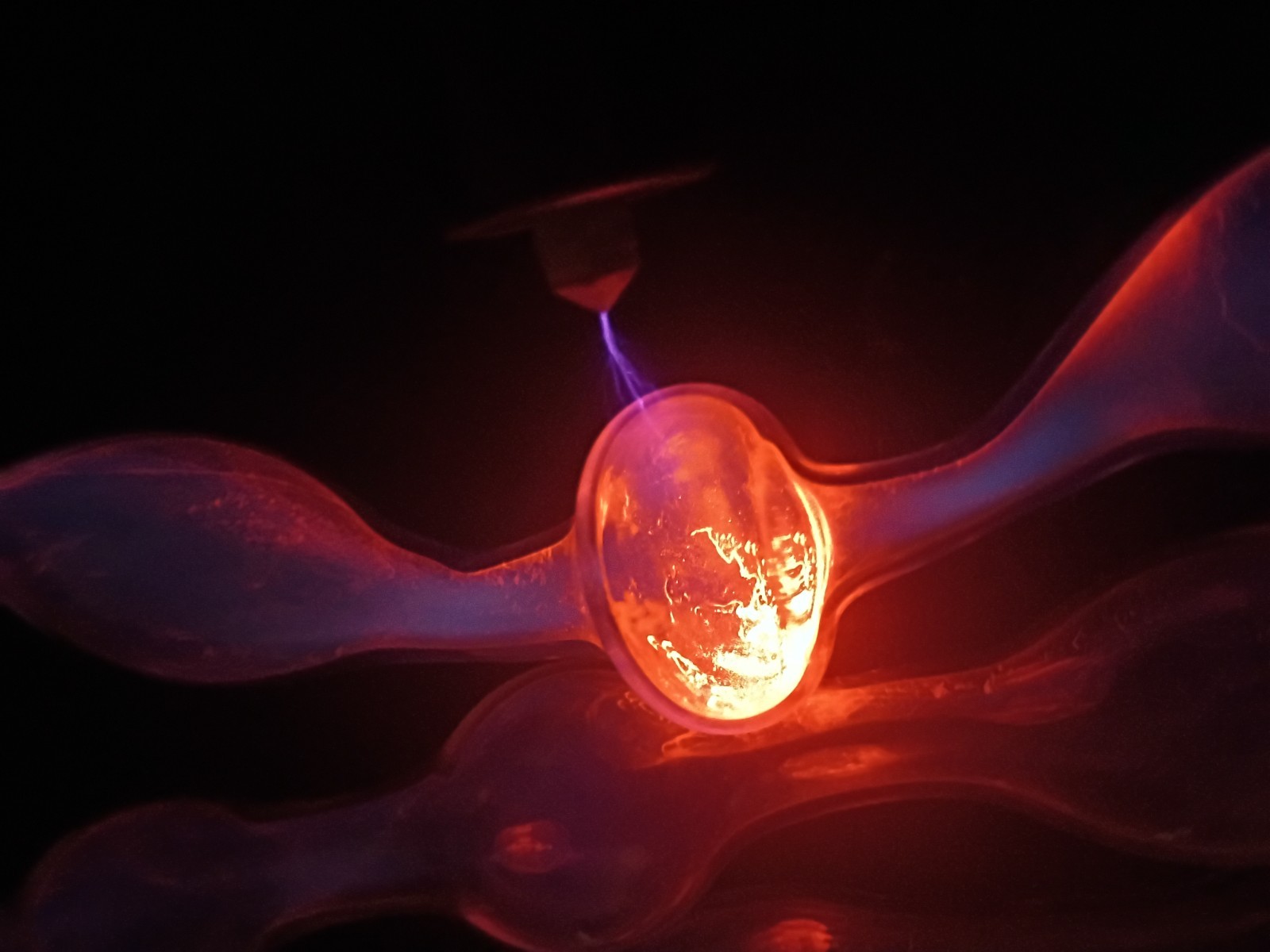 rare gas plasma neon Tesla coil lighting crackle plasma vacuum tube ampule bulb