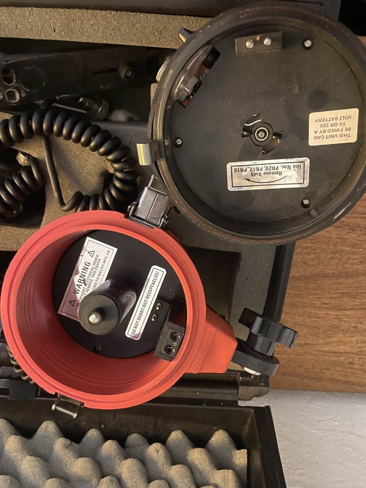 Ikelite Substrobe TTL Under Water Strobe Flash for Nikonos