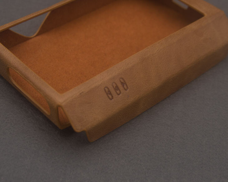 A6 EASECASE Custom-Made Genuine Leather Case For iriver A&futura SE300