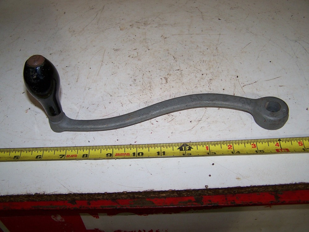 NOS Cast Iron Crank Handle Corn Sheller ENTERPRISE Grinder Roller 11/16" Shaft