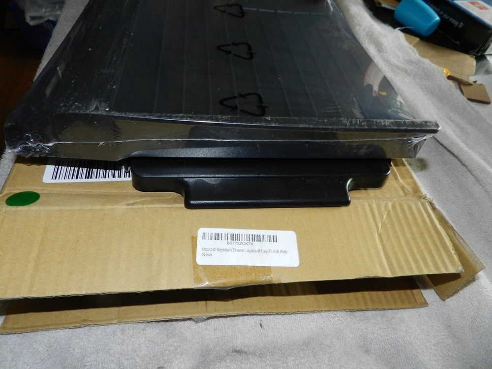 Mount-It! Keyboard Drawer Under Desk with Mouse Platform, Easy-Glide Sliding