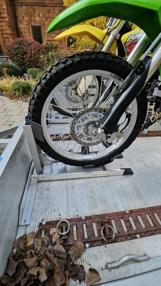 Pit-Stop Motorcycle Wheel Chock PS-1500 by Condor