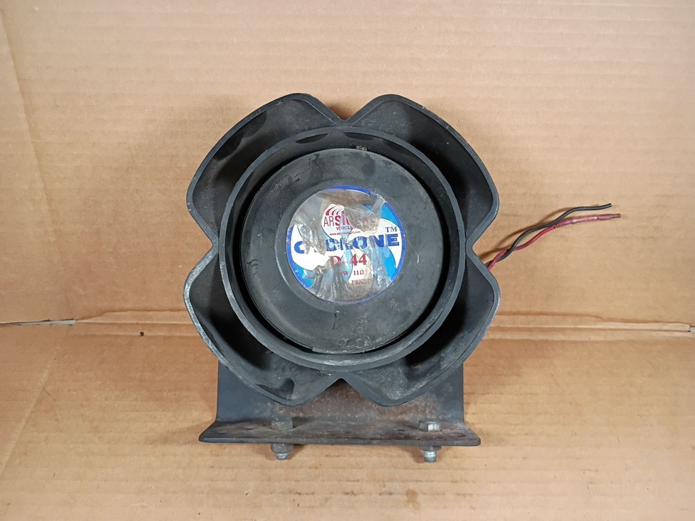CYCLONE D-44, 100W Speaker With Bracket