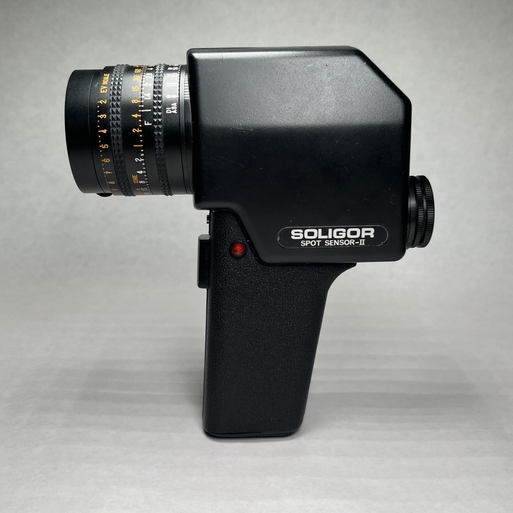 Soligor Spot Sensor-II Light Meter w/ Case