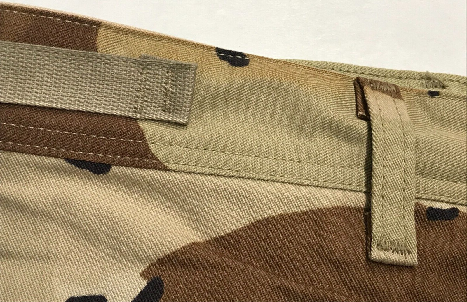 Wrangler 1991 6 Color Desert BDU Trousers USGI NYCO X Large Short NOS w/ Stains