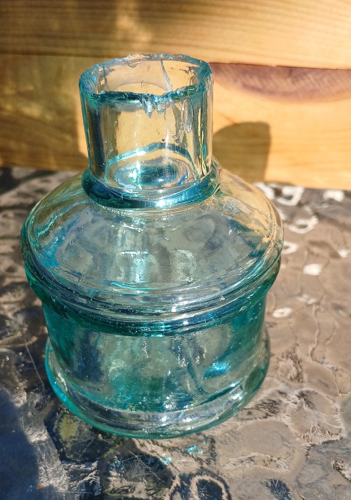 Green 19th C. Inkwell Lot of 3, Bubbles Ruff Tops