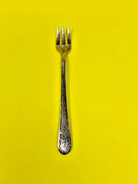 1935 MARIGOLD SILVER MIST Cocktail Appetizer Fork Rogers Mfg Co Original Rogers