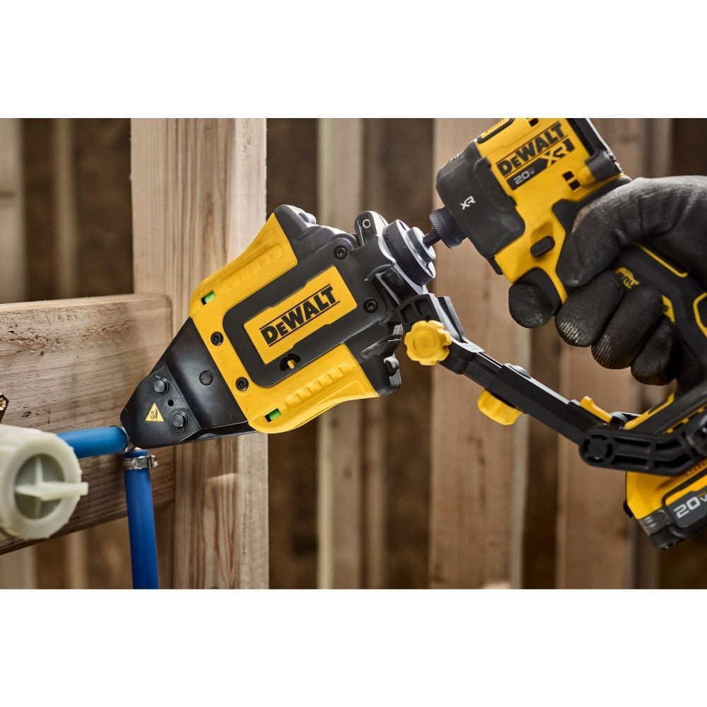 DEWALT IMPACT CONNECT PEX Pinch Clamp Attachment