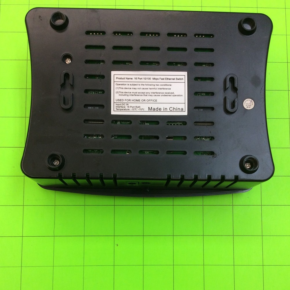 16 Port 10/100 Switch