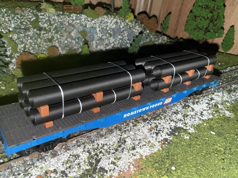 1:87 Ho Scale 20ft Black Pipe Load- Short Stack (2.75in Long)
