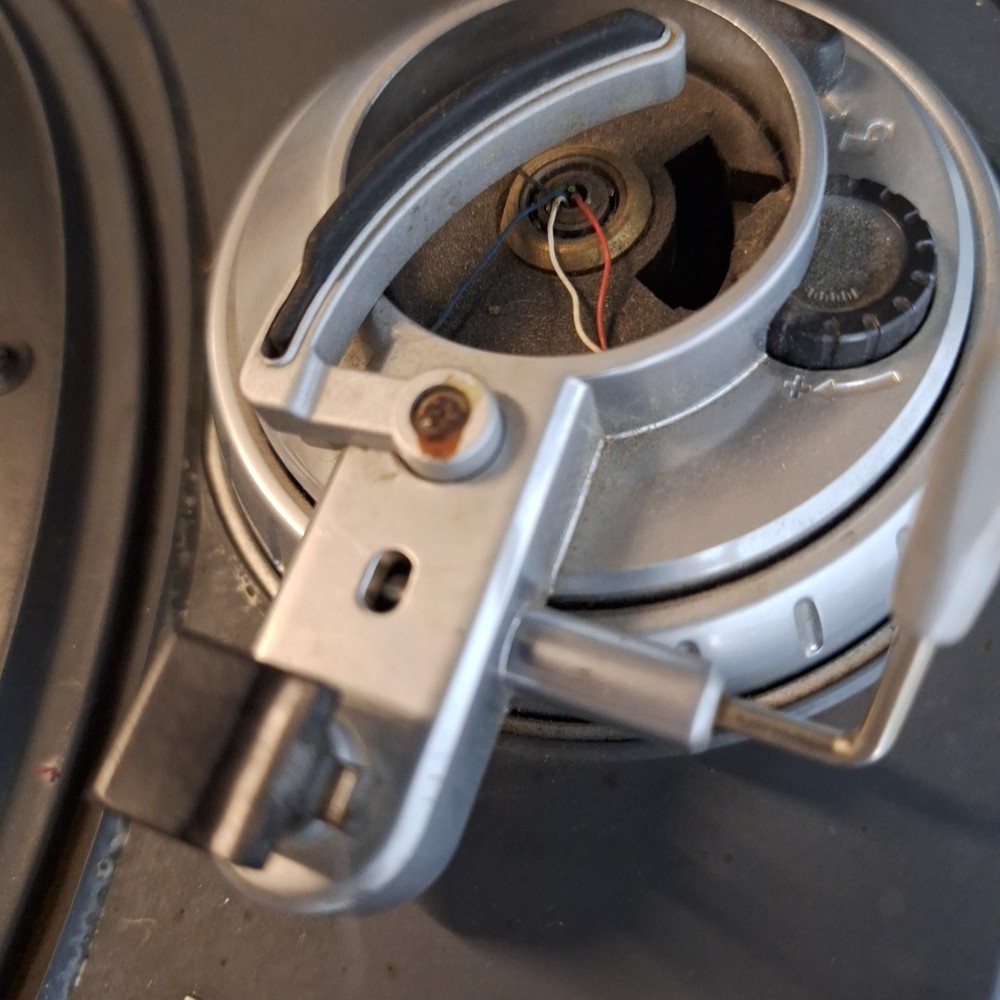 Defective Numark ttx turntable NOT Power TESTED Read Description