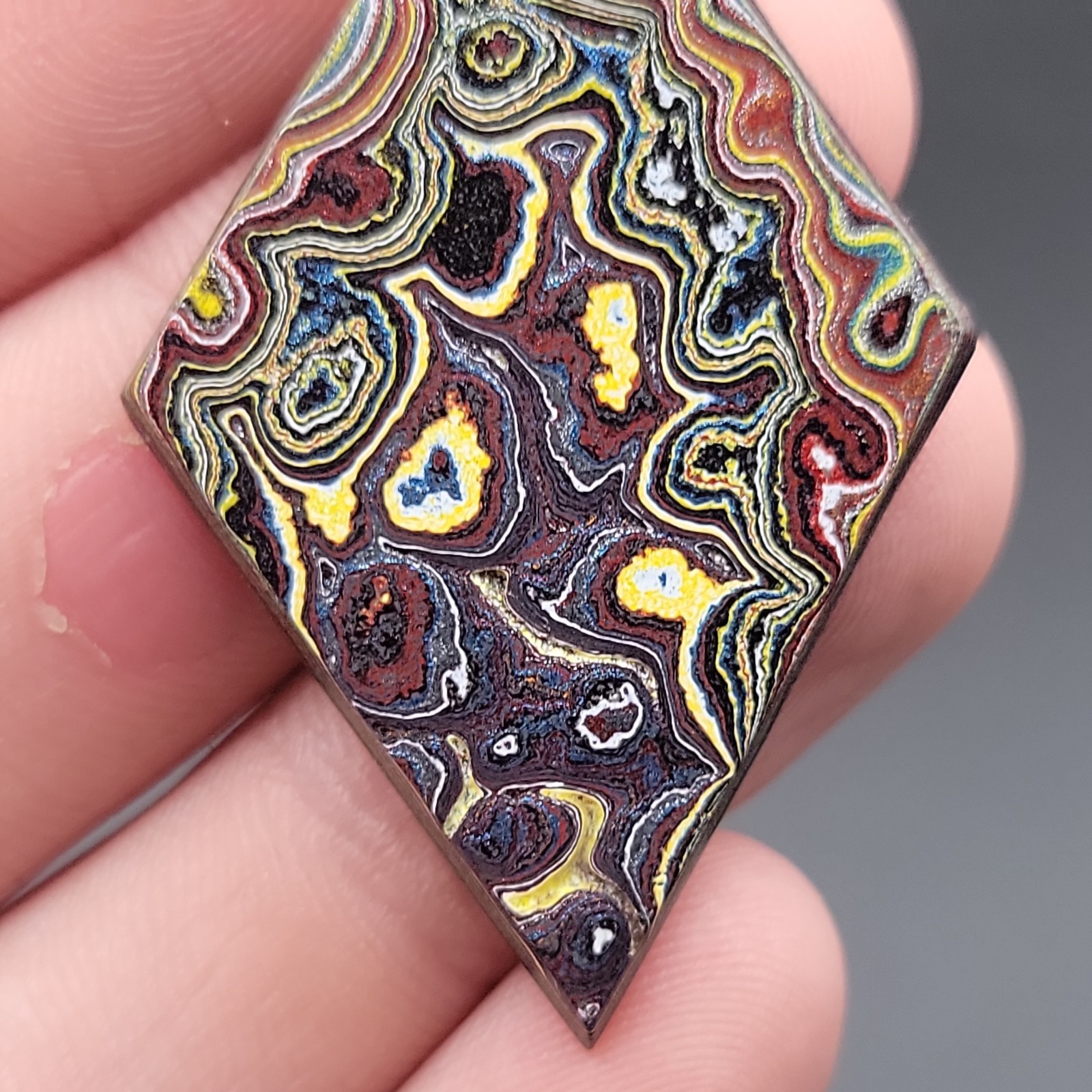 AWESOME VINTAGE(2000-2010) CORVETTE FORDITE DETROIT AGATE CABOCHON