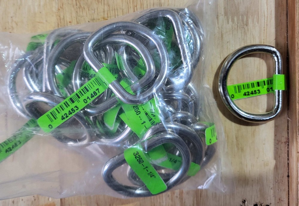 Dee Rings