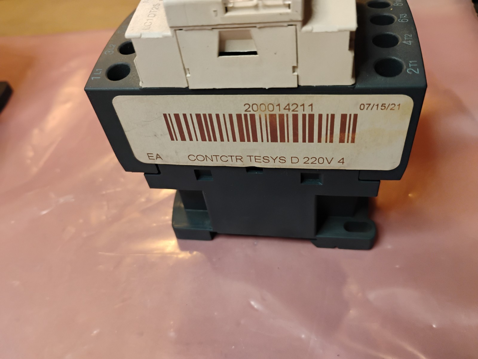 Scheider Electric LC1DT25 Contactor 220V 25A - Fast Ship