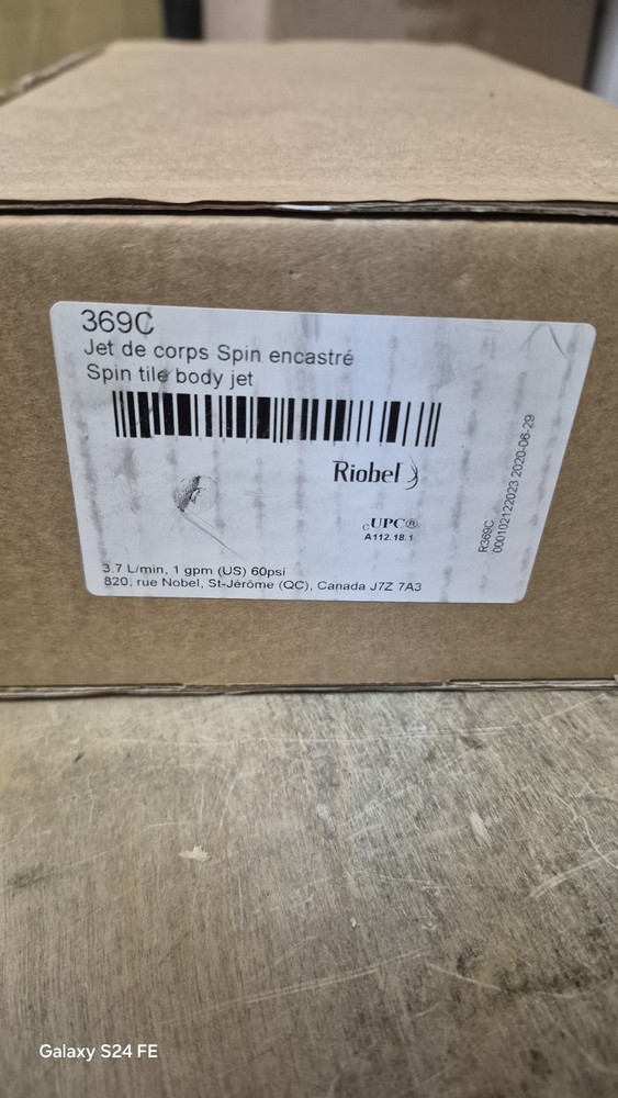Riobel Spin Tile Body Jet Chrome 369C - New