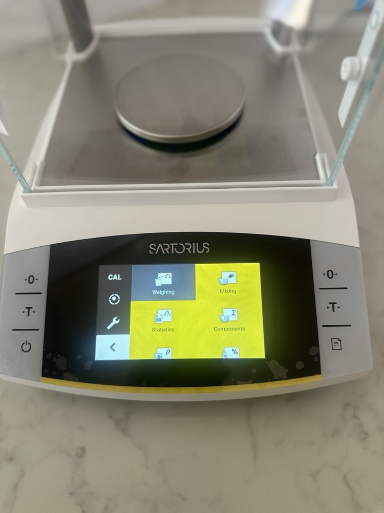 Sartorius Balance Scale BCA324i-1S