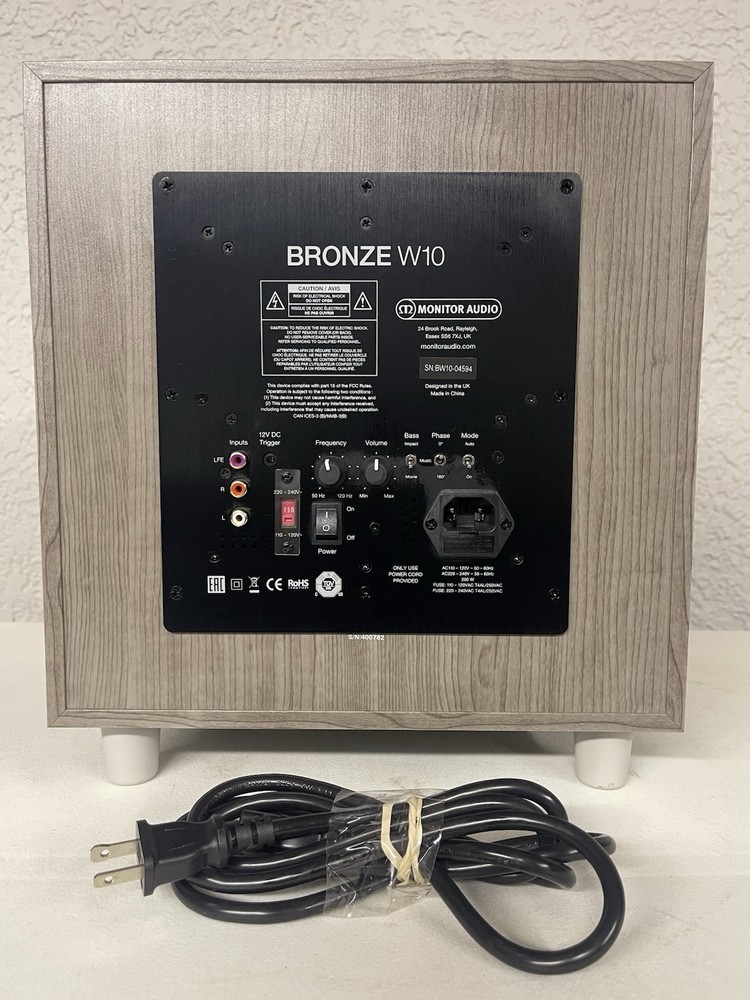 Monitor Audio Bronze W10 Subwoofer. Nice