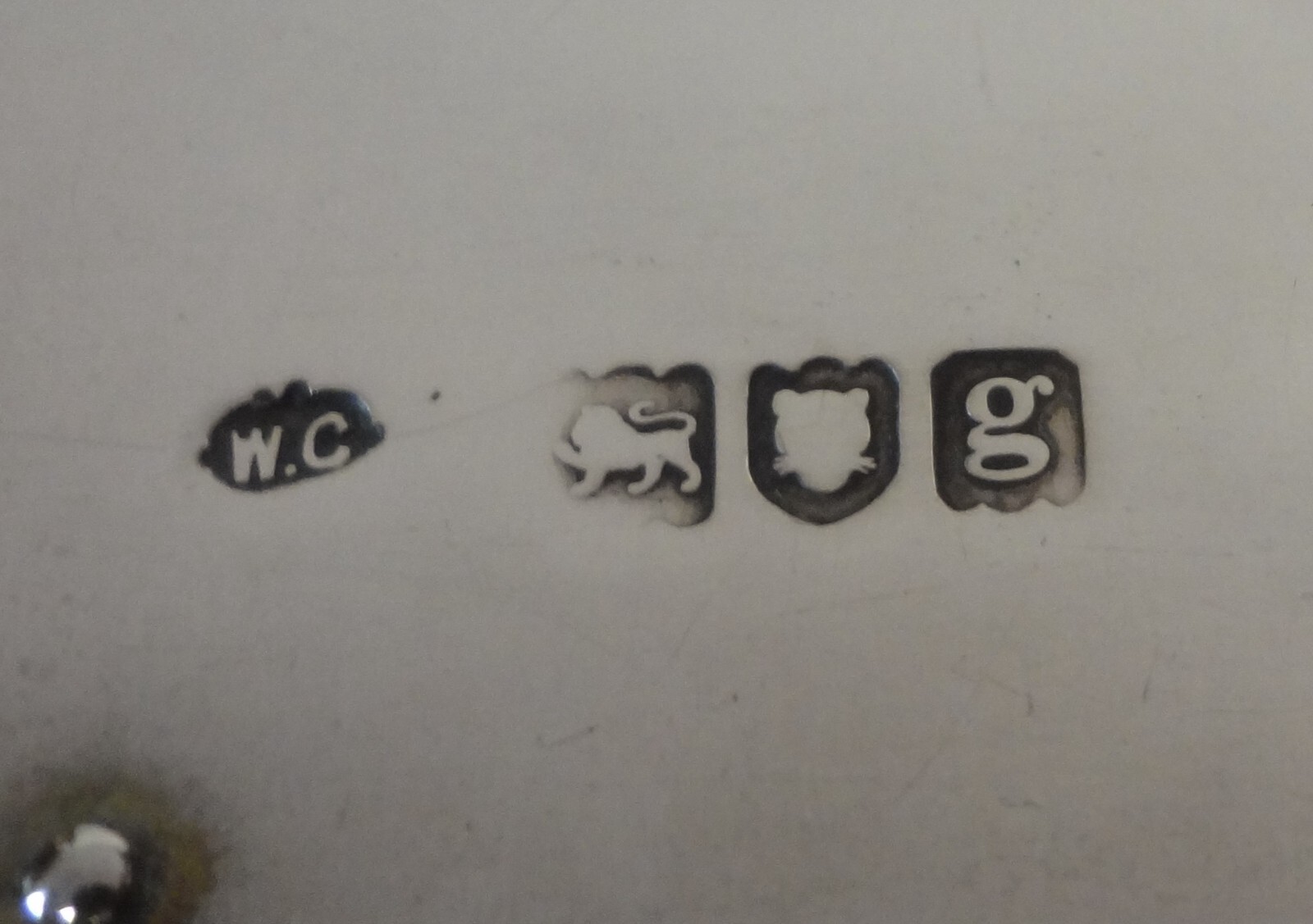 1902 William Comyns (London) Lined Sterling Silver Jewelry Ormolu Casket Box