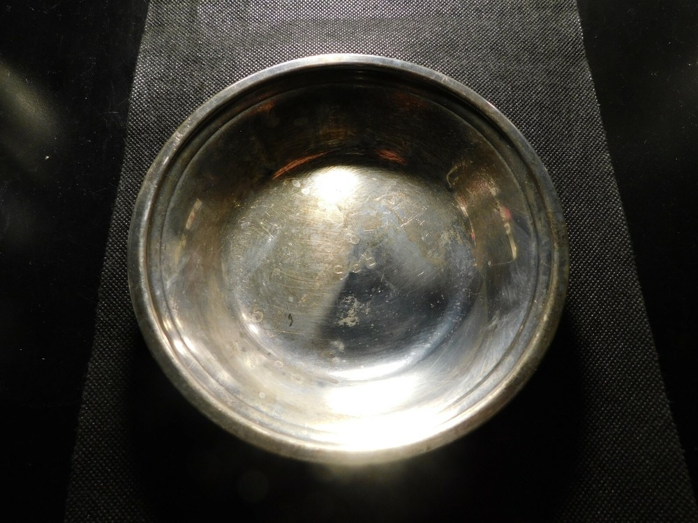 VINTAGE REED & BARTON CANDY DISH! e248DXX