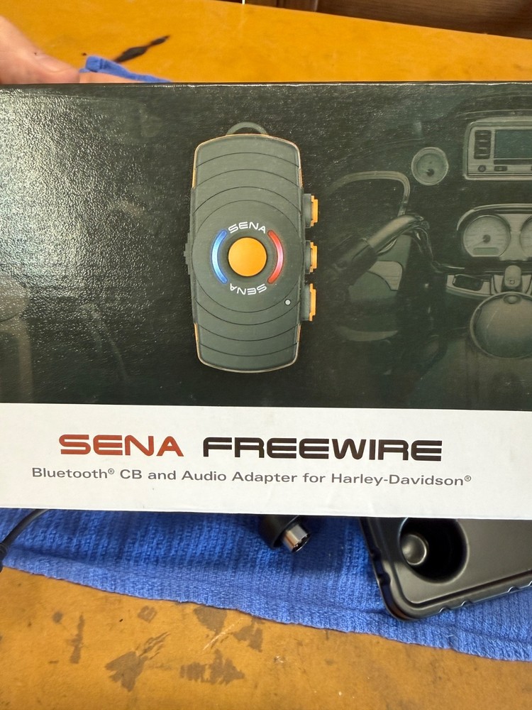 SENA - FREEWIRE WIRELESS BLUETOOTH HARLEY-DAVIDSON ADAPTER