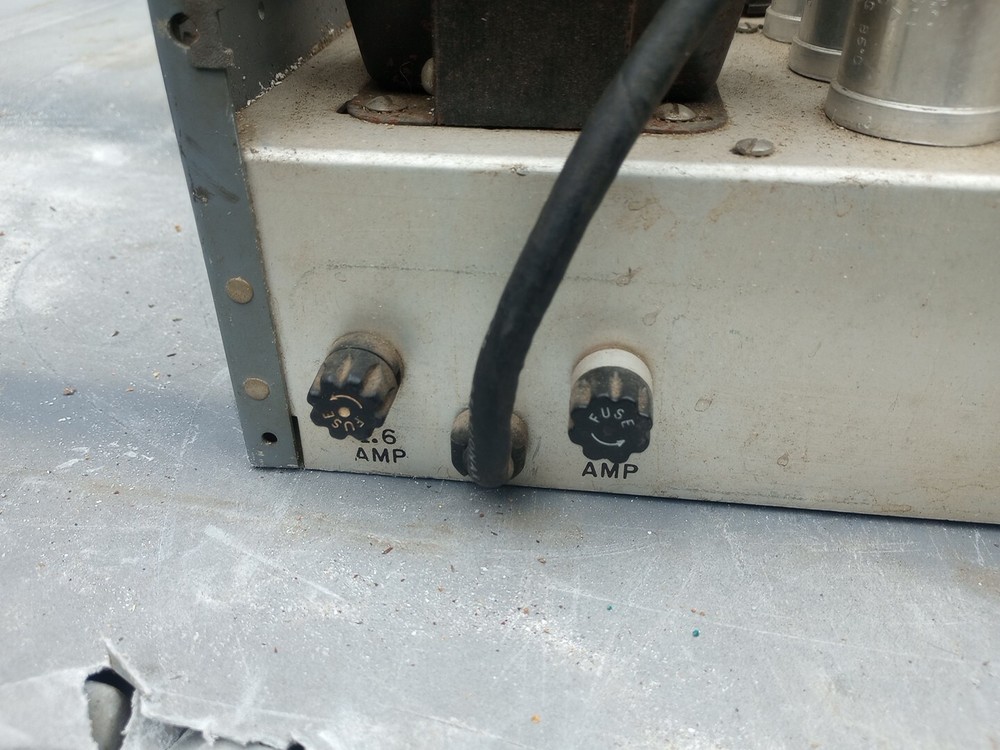 HP Model 330 B Distortion Analyzer