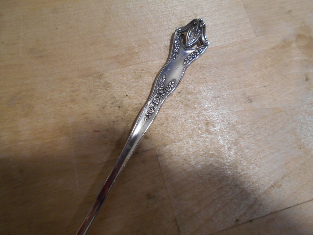 SSP 1915 ENDICOTT Pattern 7" Pickle Fork Silverplate Flatware 7462