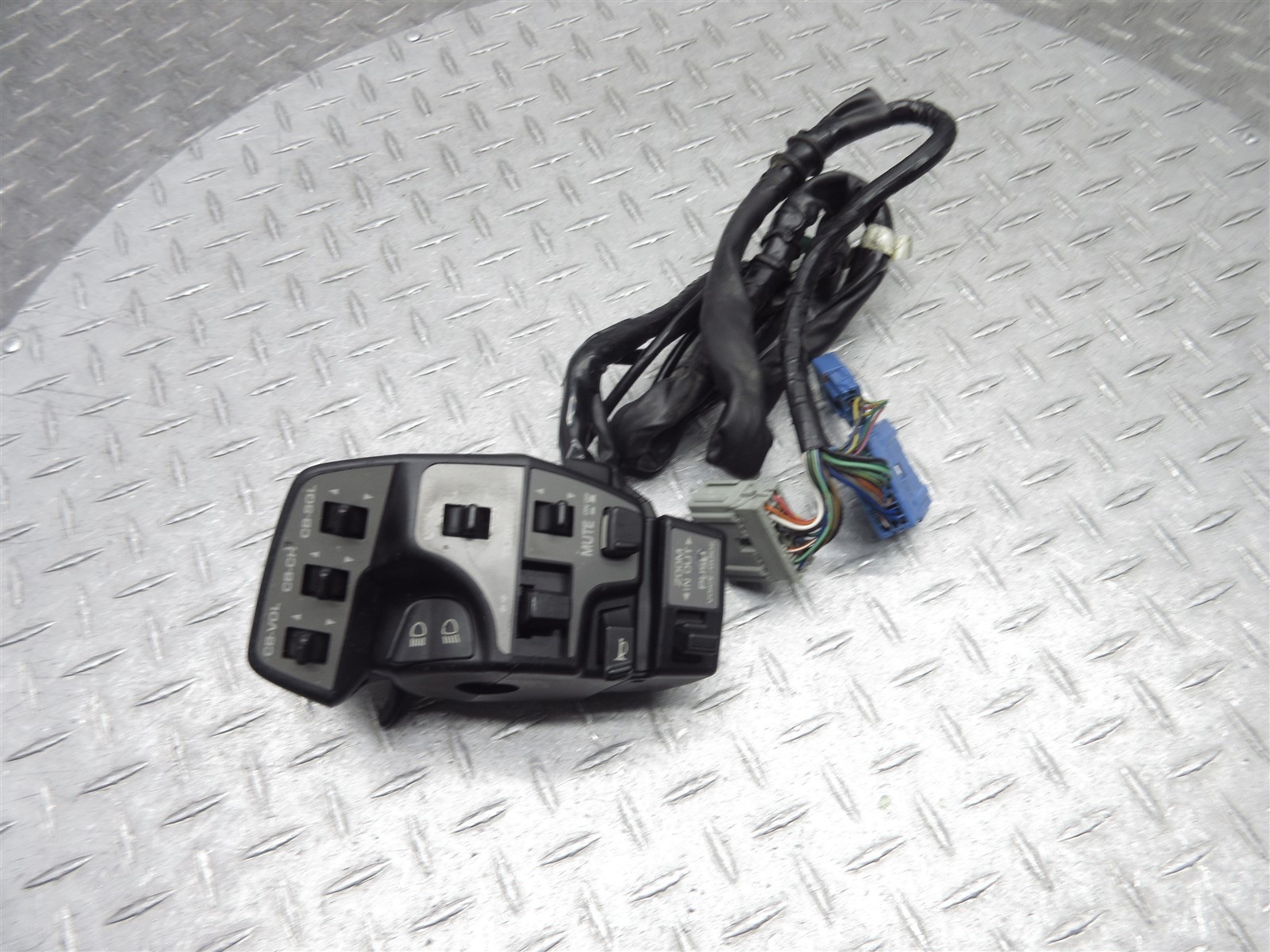 2008 06-10 Honda GL1800 Goldwing OEM Left Handlebar Control Switch Assy