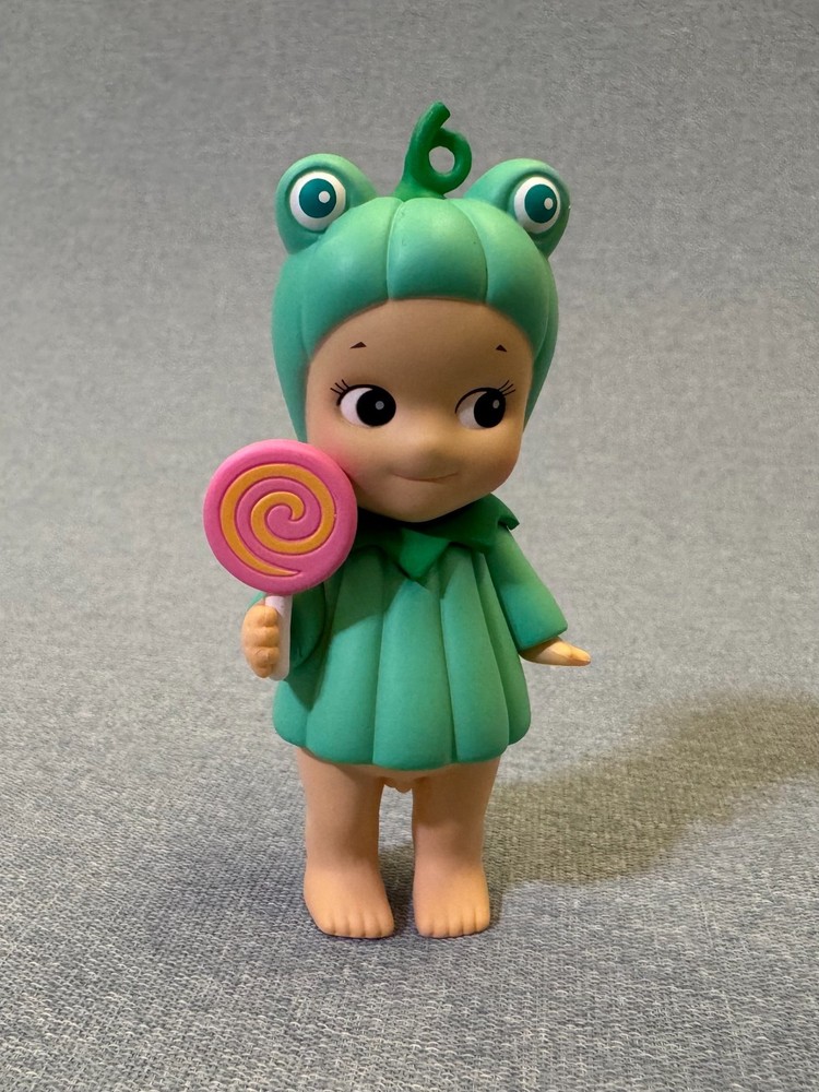 Authentic Sonny Angel Pumpkin Patch Series Frog Figure With Box