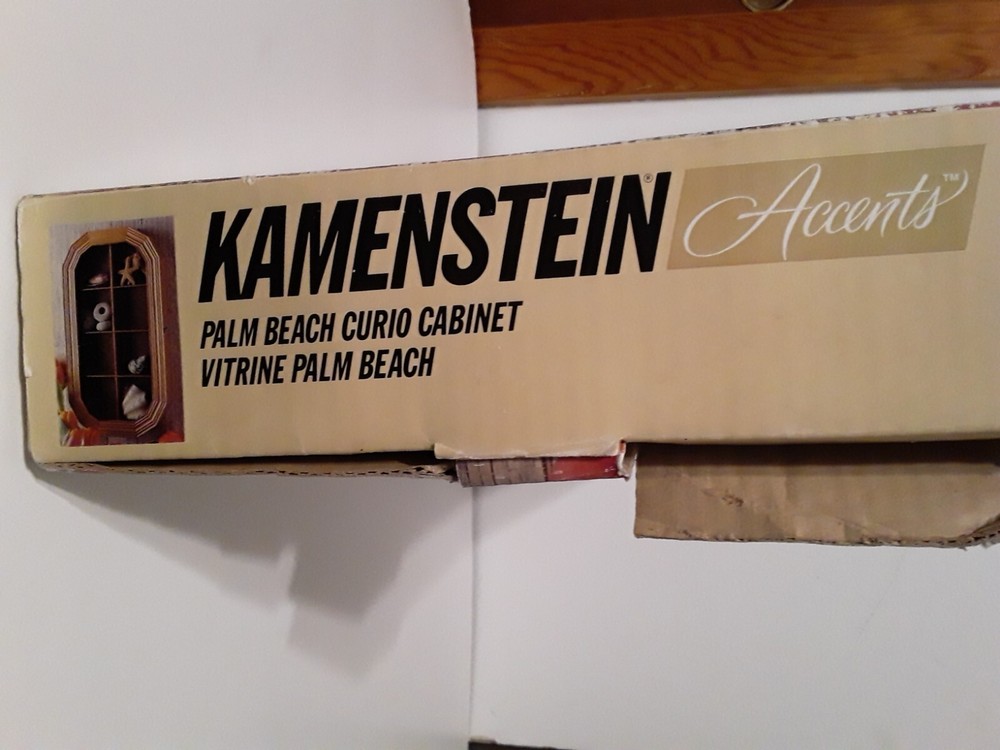 Kamenstein Curio Cabinet