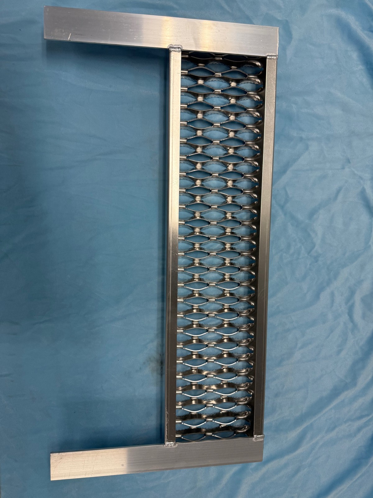 Peterbilt - 29-1/2" Alum Replacement Bottom Step Battery or Tool Boxes