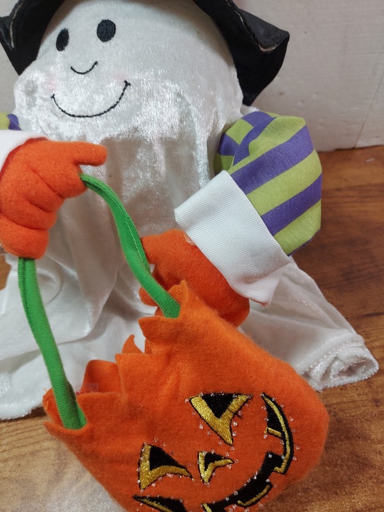 Halloween Ghost in Hat Holding Candy Bag 20"