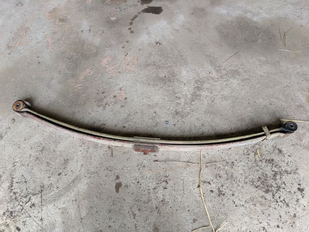 2 LEAF FRONT SPRING REMOVED FROM FORD 75-E