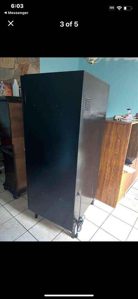 Automatic Products 7600 Snack Vending Machine