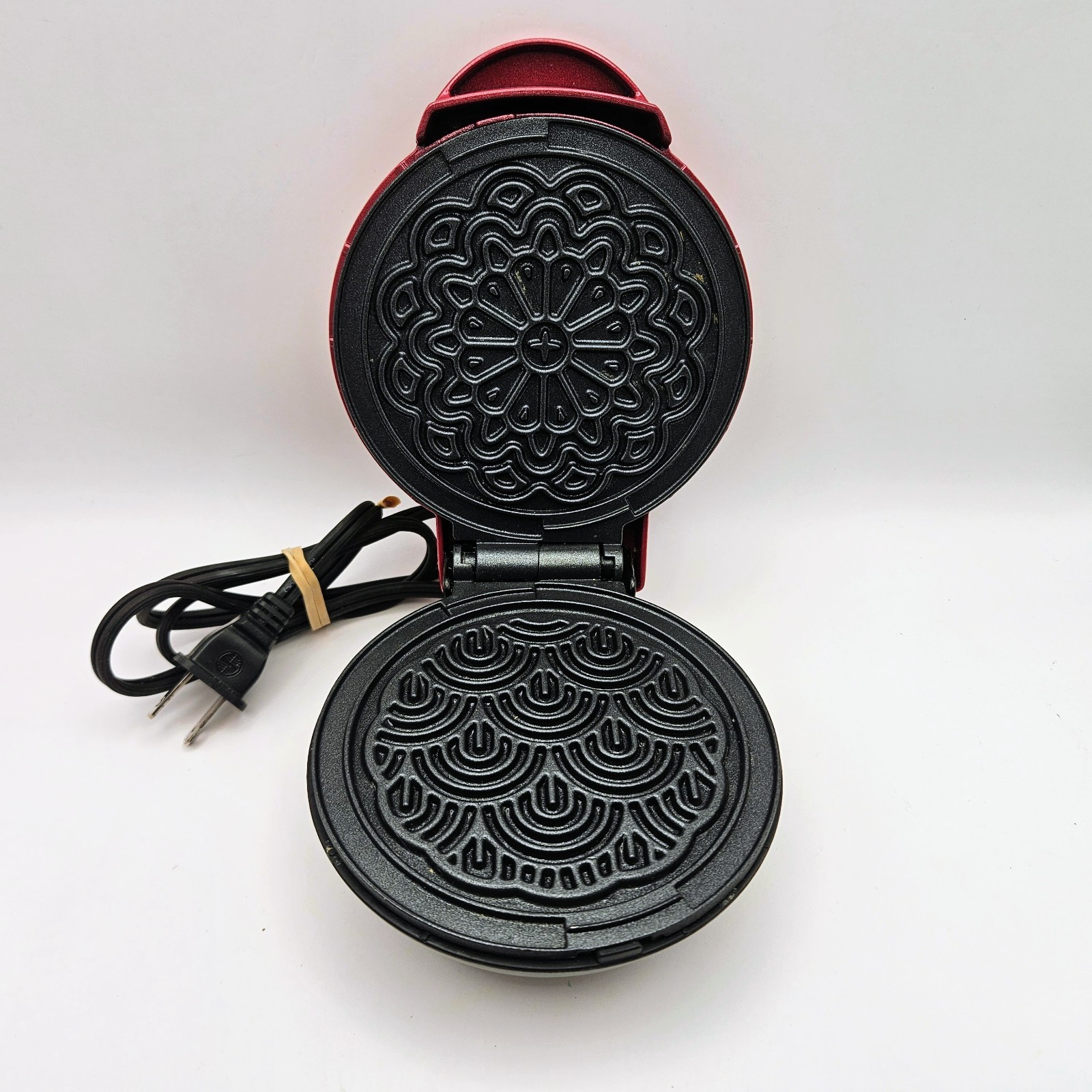 Dash Mini Pizzelle Maker Red Tested Working Model DMP001MR 350W