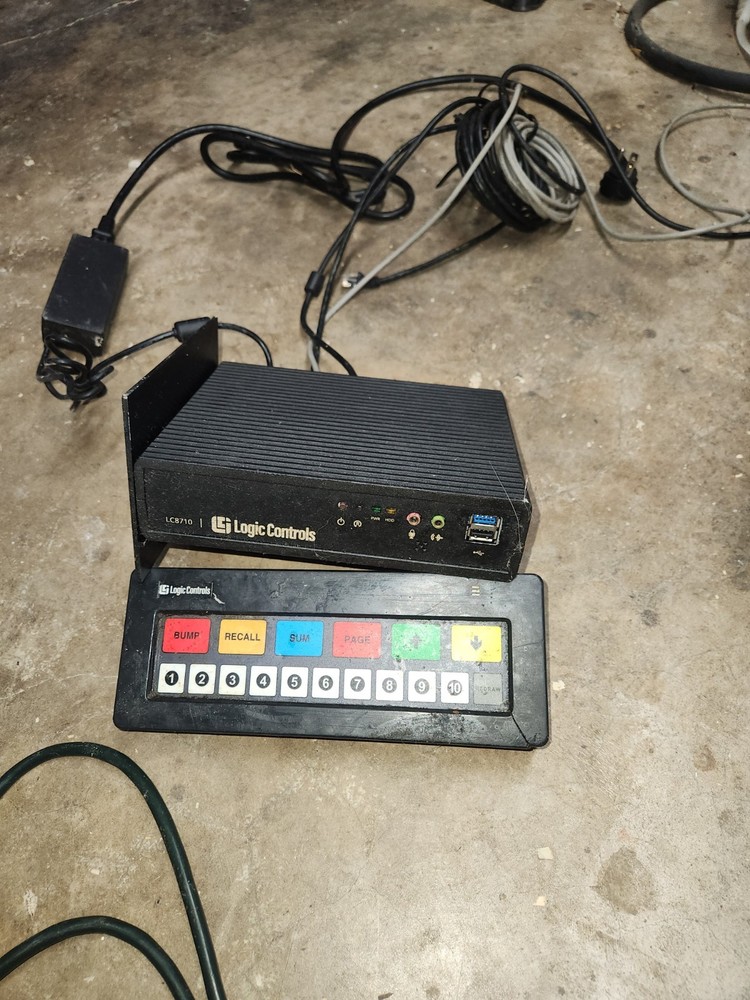 HungerRush kitchen display computer.  Bematech Lc8710 (LC8710-P4097-0)