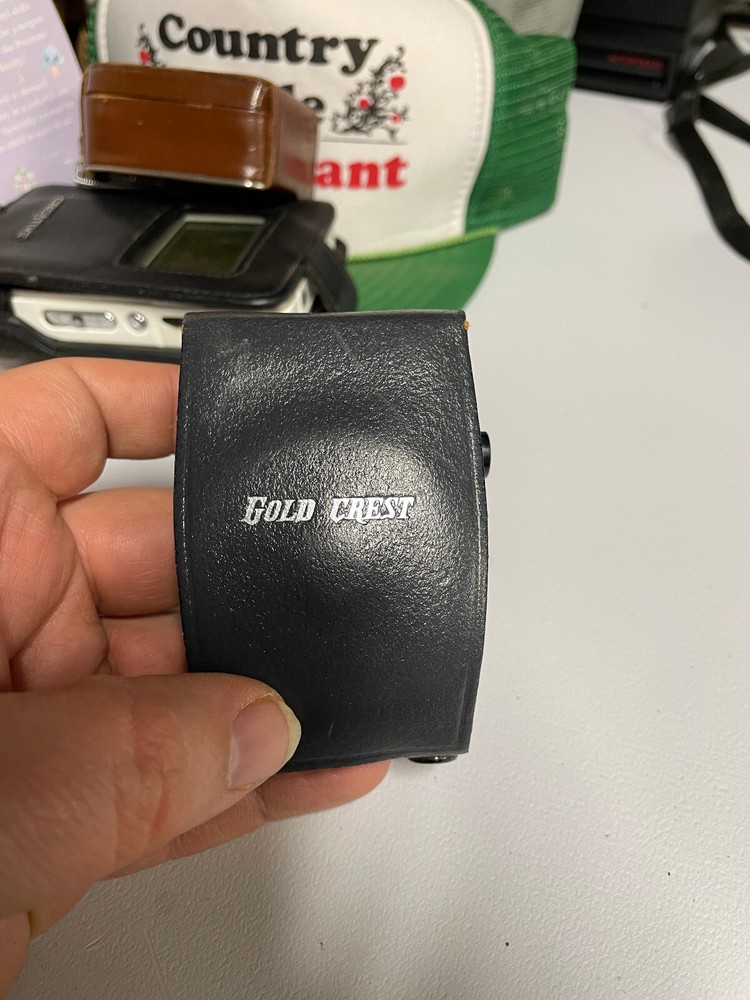 Gold Crest Made in japan Light Meter w/ Case