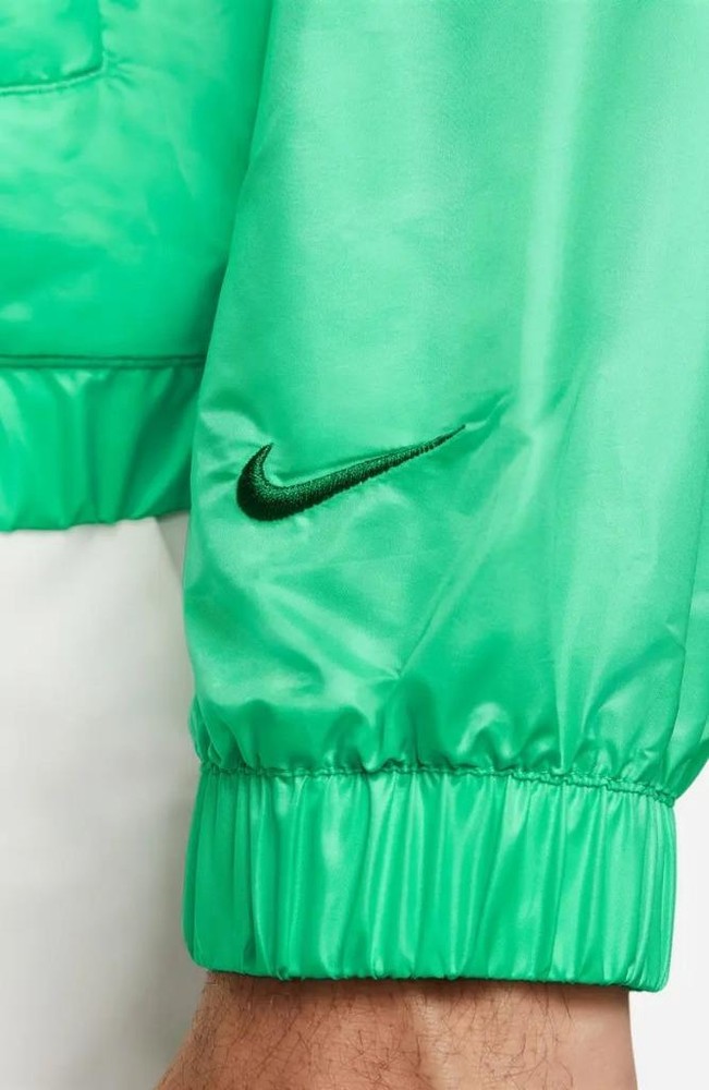 NIKE Unscripted Phoenix Water Repellent Golf Jacket in Spring Green Size M
