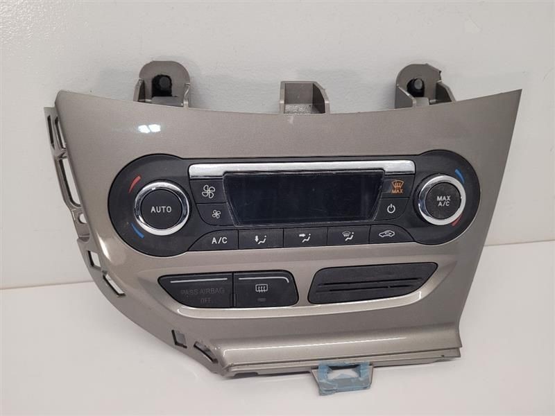 2012 Ford Focus AC Heater Climate Control Temperature  gasoline, automatic OEM