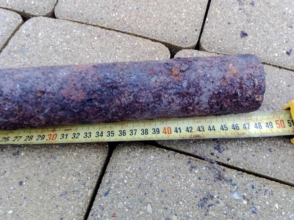 WW2; German army panzerfaust antitank gun; battle damaged;