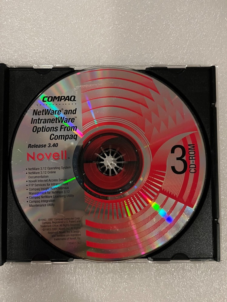 Compaq Novell IntranetWare Operting System 3-Disc Set
