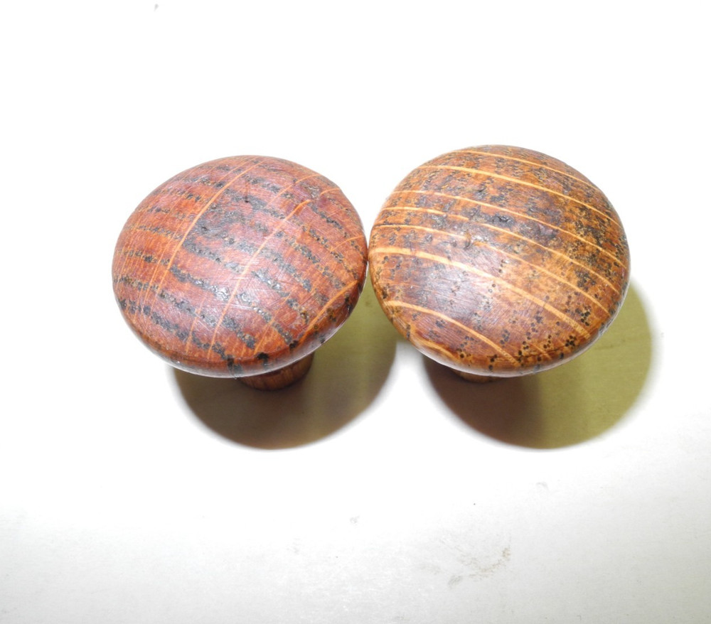 VINTAGE SINGER TREADLE SEWING MACHINE 2 PIECE SET OAK DRAWER KNOBS, LIGHT FINISH