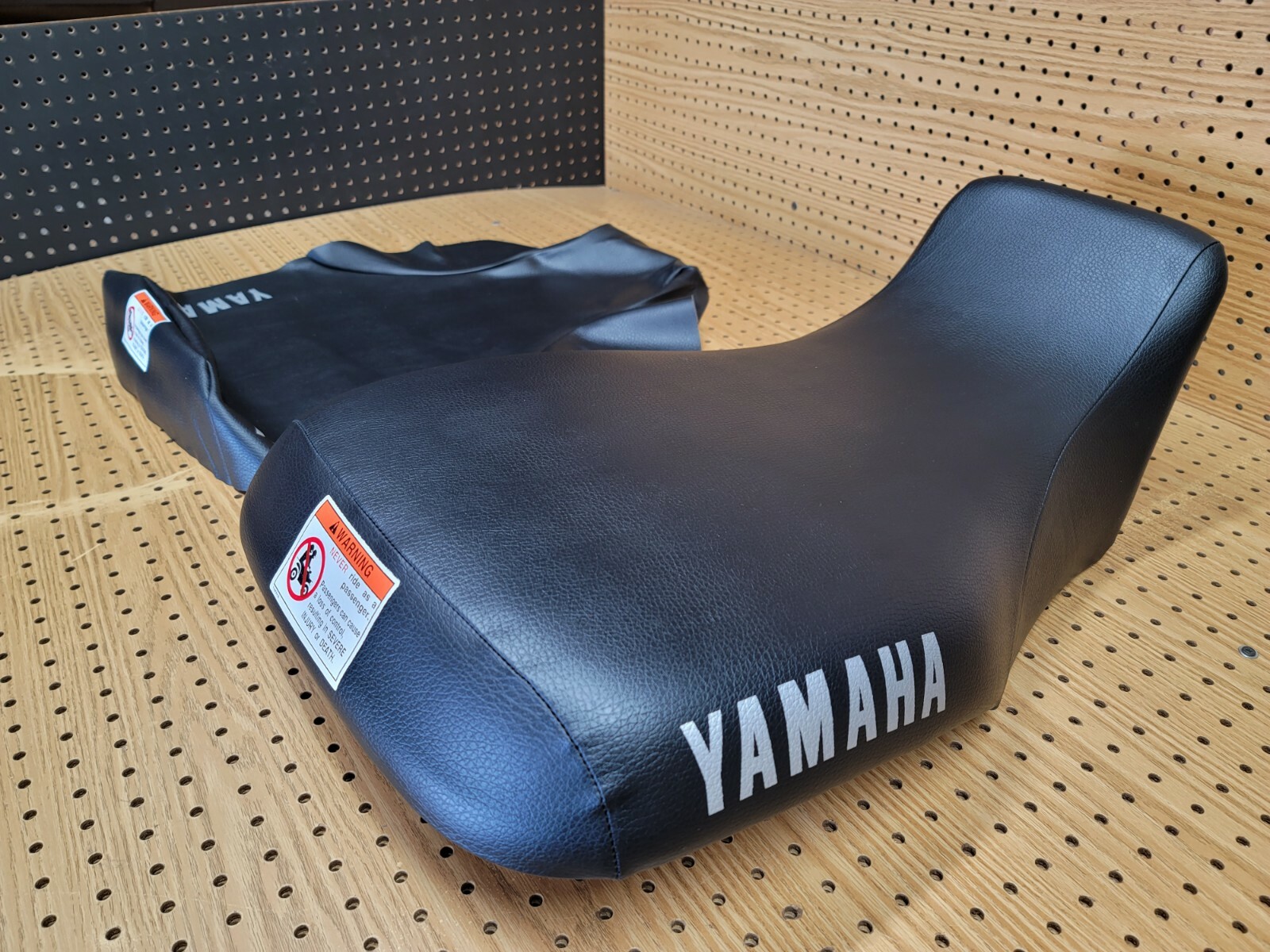 YAMAHA BIG BEAR400 YAMAHA BIG BEAR 400 SEAT COVER 2000 TO 2006 (BLACK) [Y*-180]