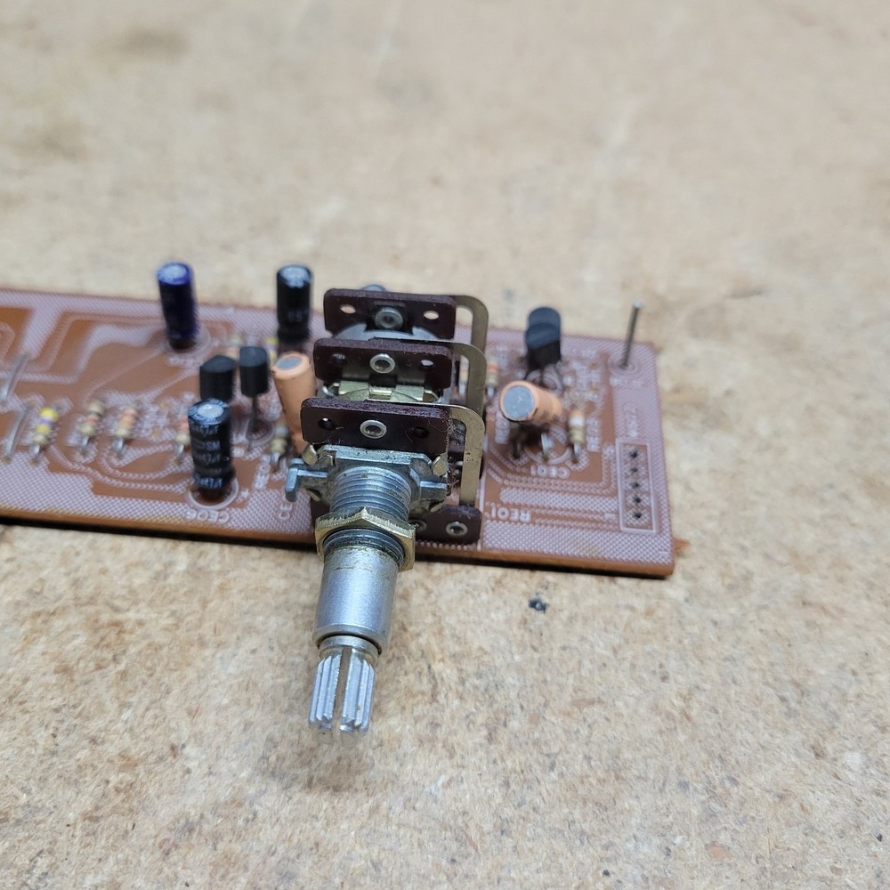 Marantz SR-2000 Tone Amp board.