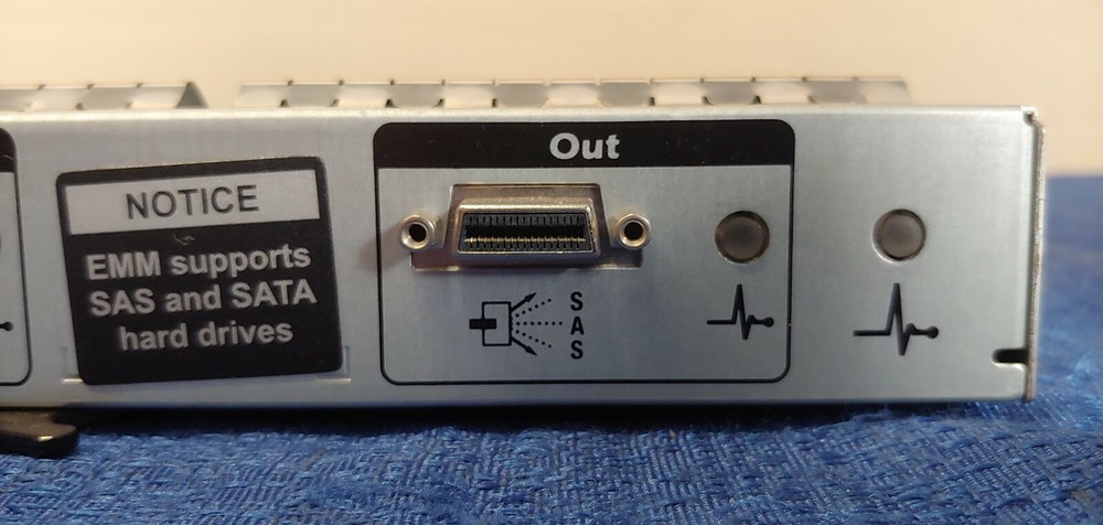 Dell PowerVault SAS SATA Module AMP01-SIM