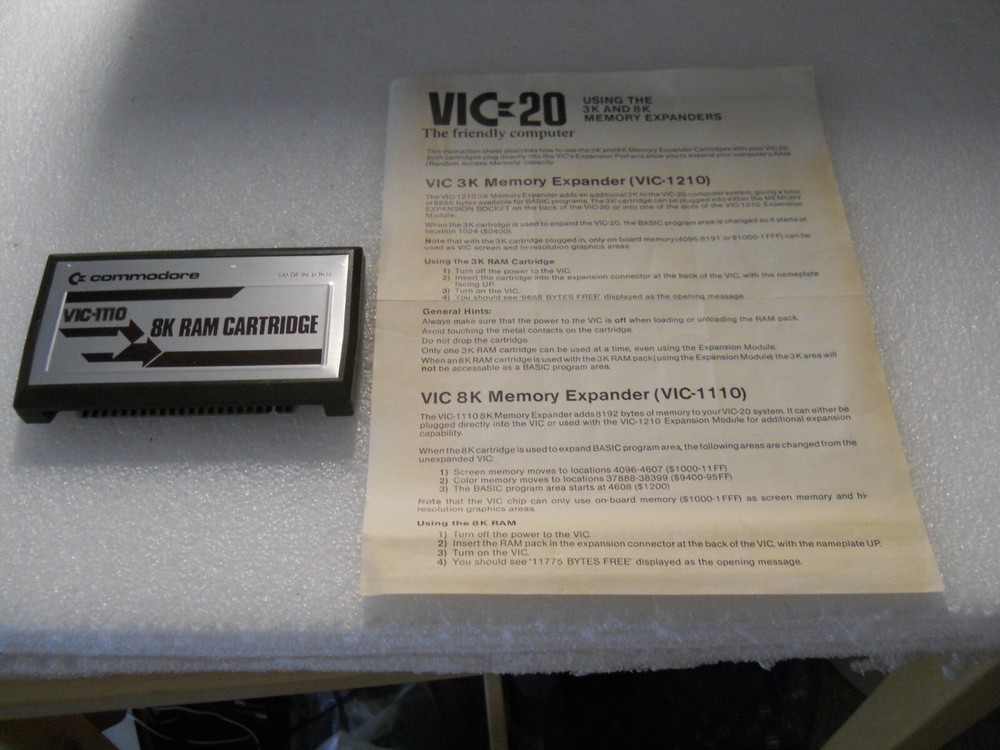 Commodore Vic-20 Computer - with 8K Ram Expansion Port & Documentation.