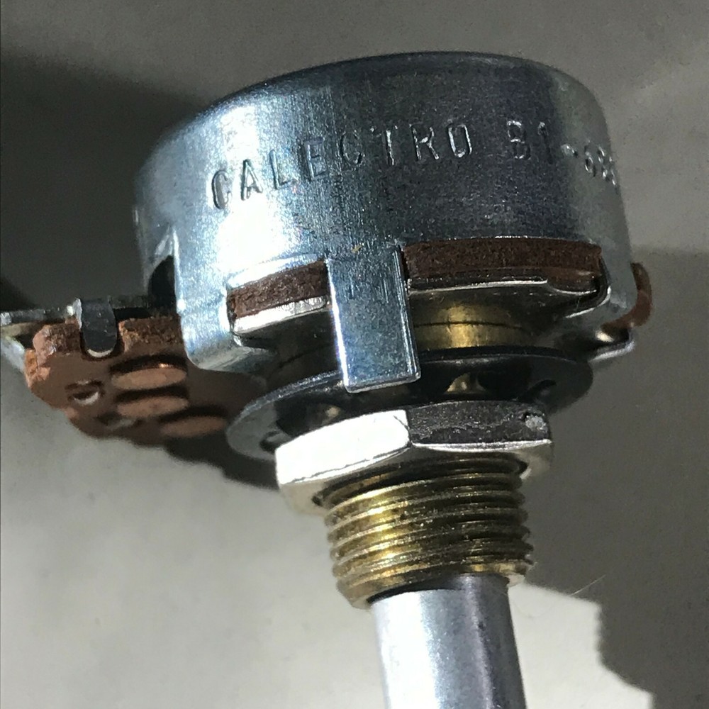 Calectro single turn potentiometer, B1-686 100Kohms