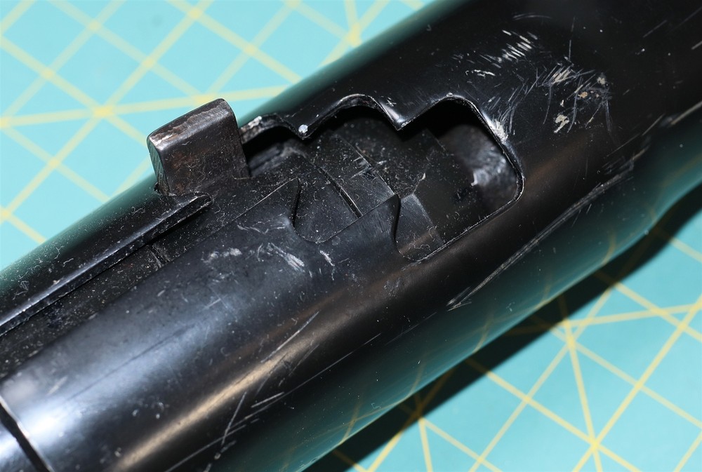 Untested Universal Tool 4600 BPM 90 PSI MAX Pneumatic Needle Scaler UT8635