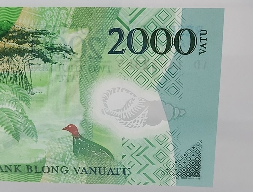 Vanuatu, 2000 Vatu, 2014, POLYMER, Birds