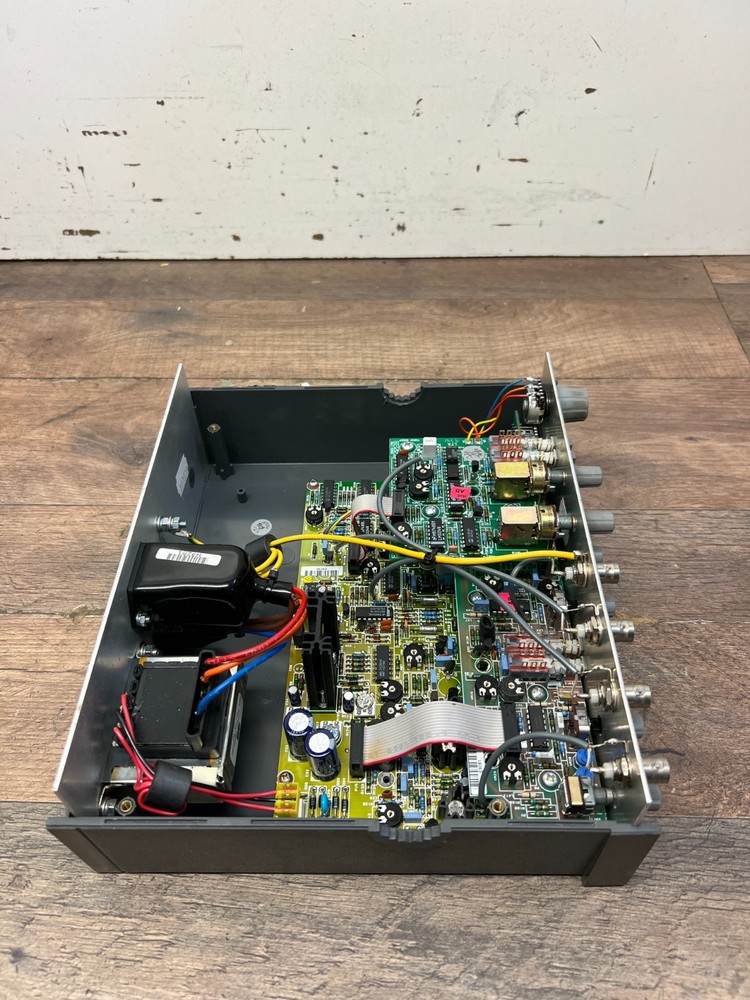 Wavetek Model 19 2MHz Sweep Function Generator, working but no case