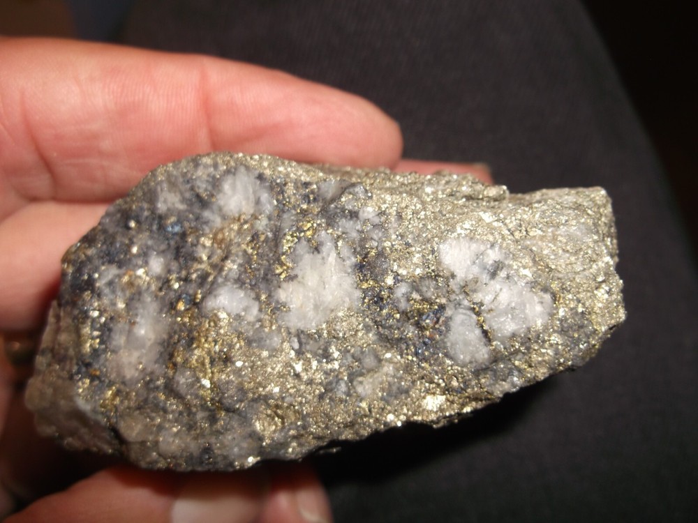 Gold, silver, copper, 203 grams samples ,ore high grade .